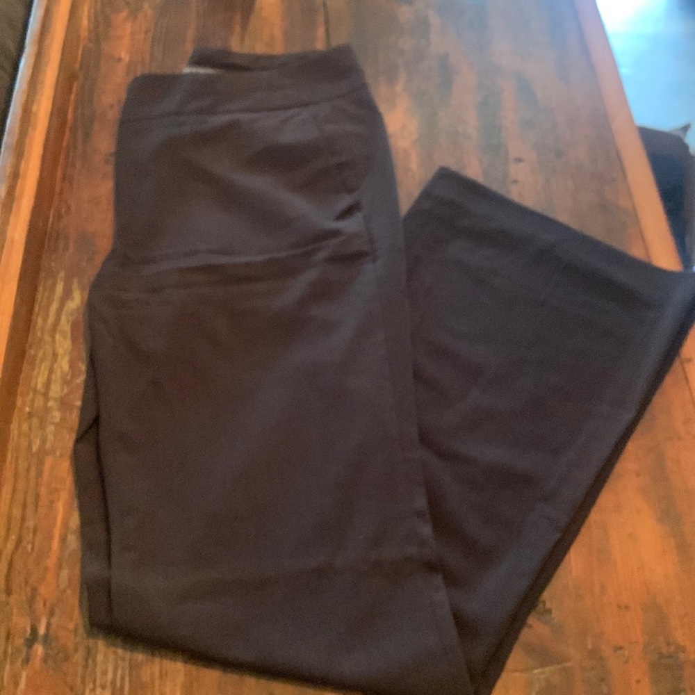 Chelsea & Theodore Womens Boot Leg Dress Pants Thin Comfortable Black Size 6